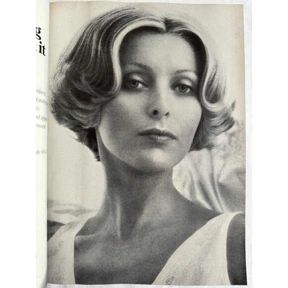 BRITISH VOGUE - March 1975 - Picture 16 of 16